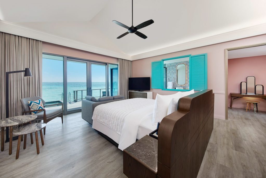 Le Meridien Maldives Resort & Spa_Sunset_ Overwater Villa_Bedroom