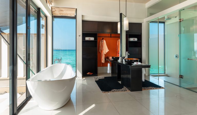 Angsana Velavaru InOcean Bathroom