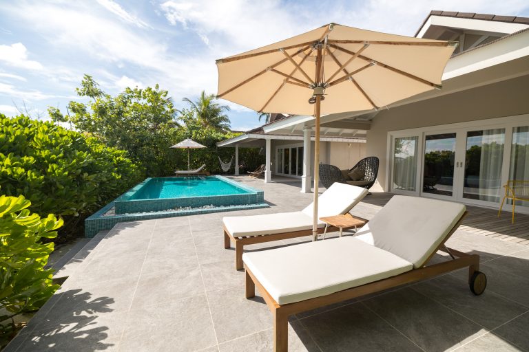 2 BR Lagoon Beach Villa Patio(1)