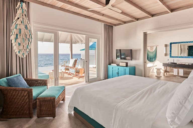 2103_Finolhu Maldives_Ocean Pool Villa - Bedroom