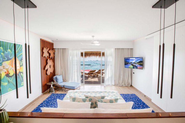 5e3d6c4688ff8455e6acdcfa__new0220-w-pres-7