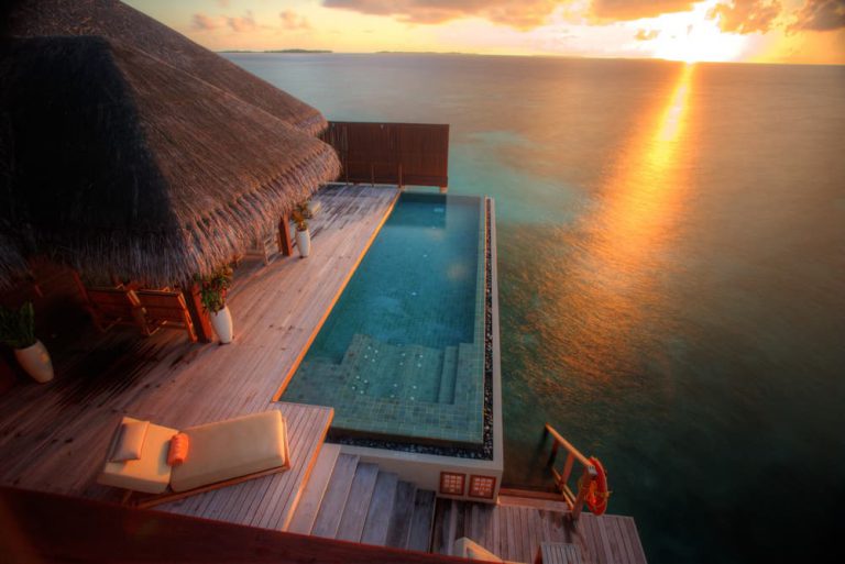 Ayada2BMaldives2BVillas2BROYAL2BOCEAN2BSUITE2B281129