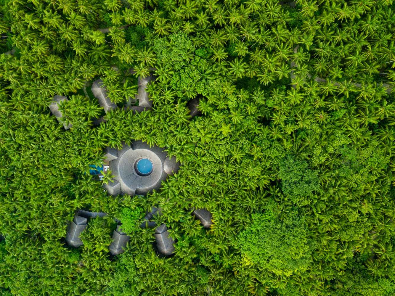 Dusit Thani Maldives Aerial View - Devarana Spa