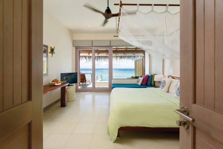 OBLU BY ATMOSPHERE AT HELENGELI - VILLAS - WATER VILLA BEDROOM -0421