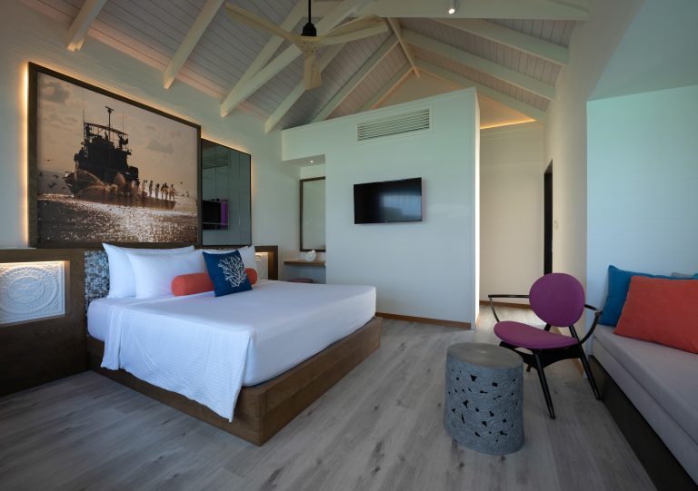 OBLU XPERIENCE AILAFUSHI - WATER VILLA - BEDROOM