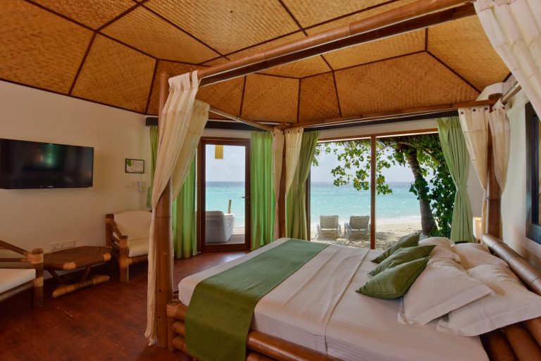 SFI-HRES-Safari_Island_Beach_Bungalow5