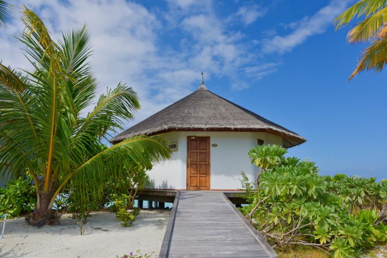 SFI-HRES-Safari_Island_Semi_Water_Bungalow1