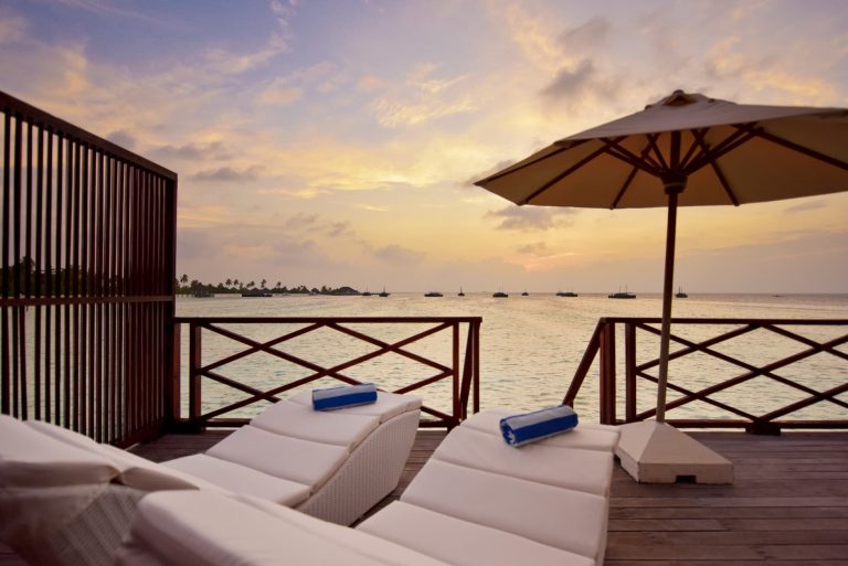 SFI-HRES-Safari_Island_Water_Bungalow2