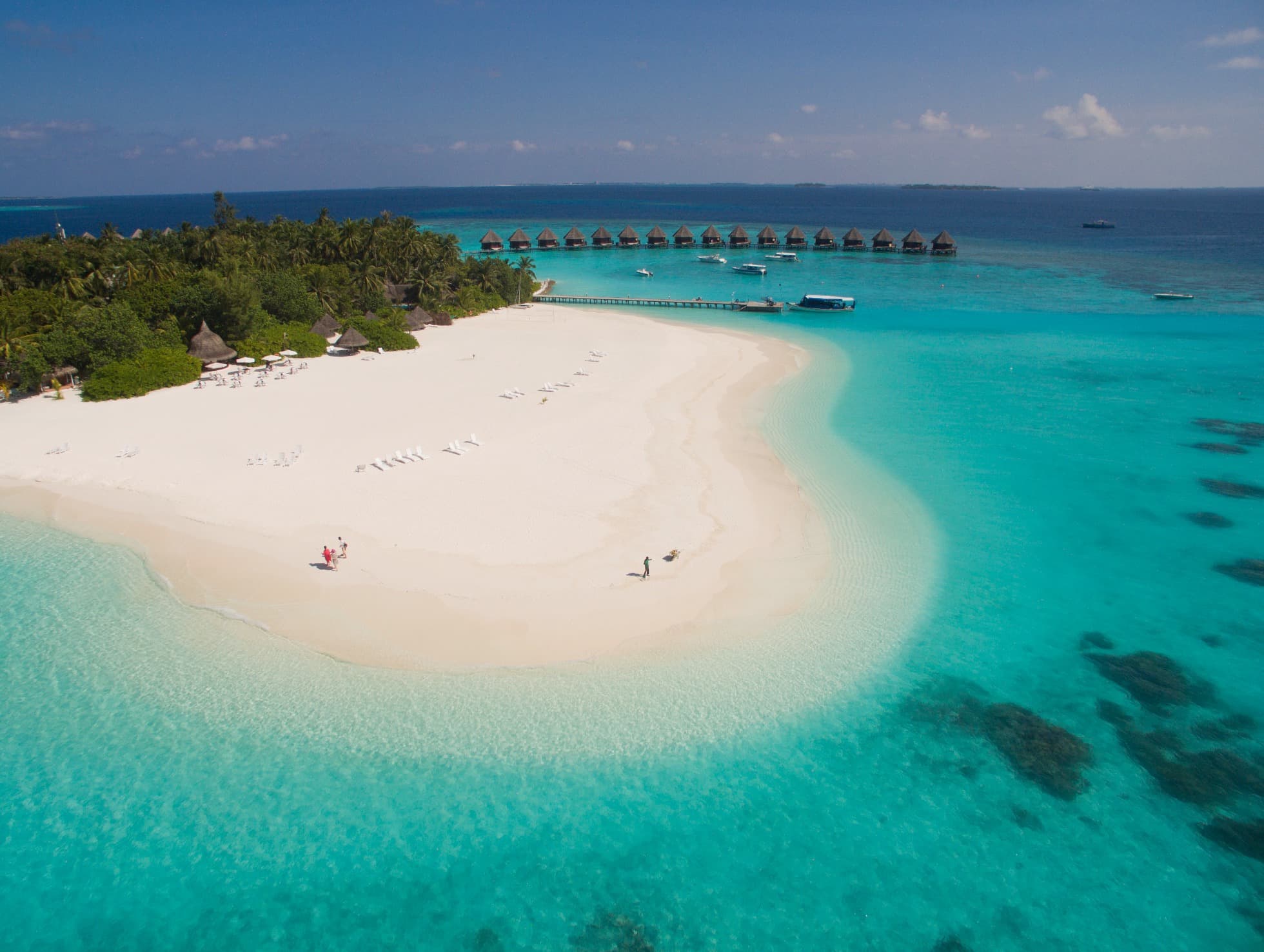 THU-HRES-Thulhagiri_Island_Aerial6