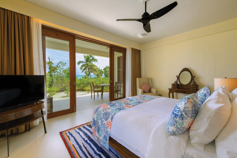 VARU BY ATMOSPHERE - VILLAS - THE MAJLIS - GROUND FLOOR BEDROOM VIEW