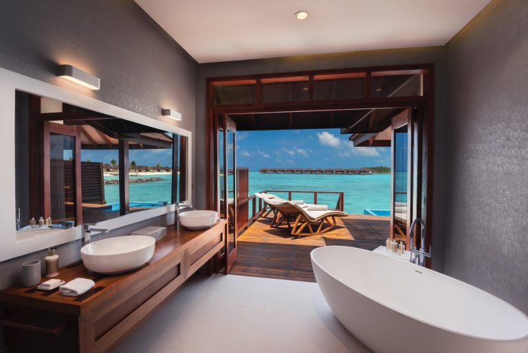 VARU BY ATMOSPHERE - VILLAS - WATER WILL WITH POOL BATHROOM VIEW