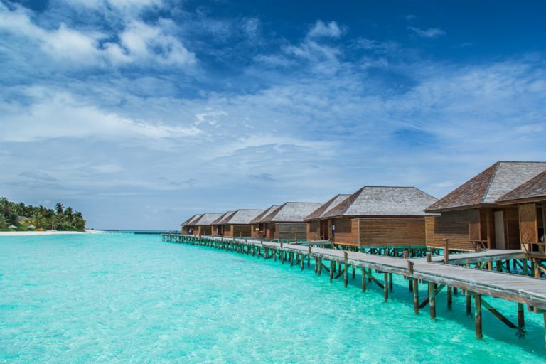 Veligandu Jacuzzi Water Villa Jetty