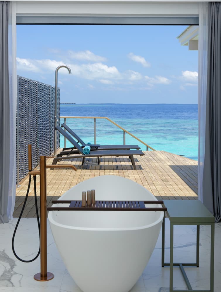 Water-Pool-Villa-Maafushivaru-Maldives-11