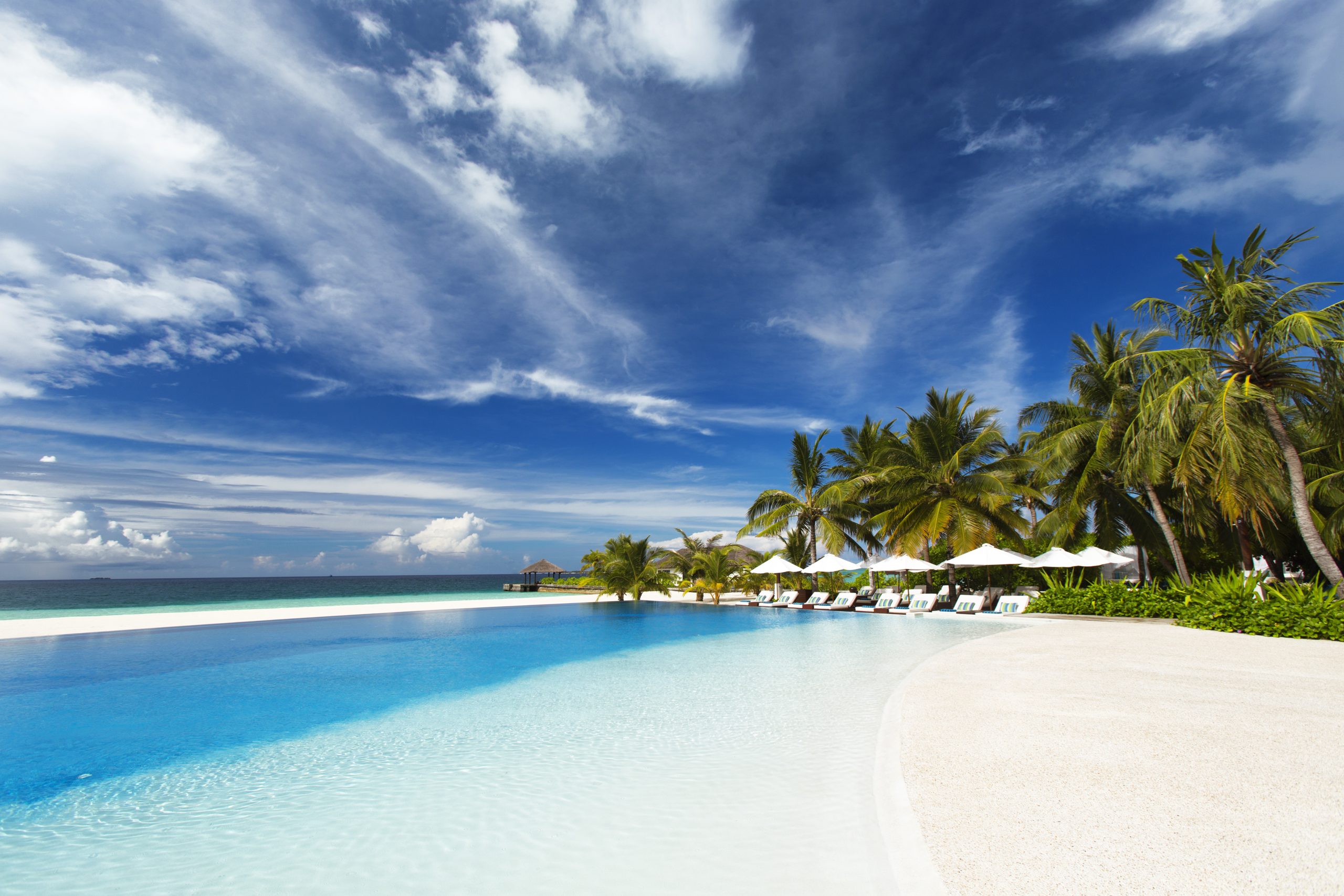 infinity pool overview velassaru