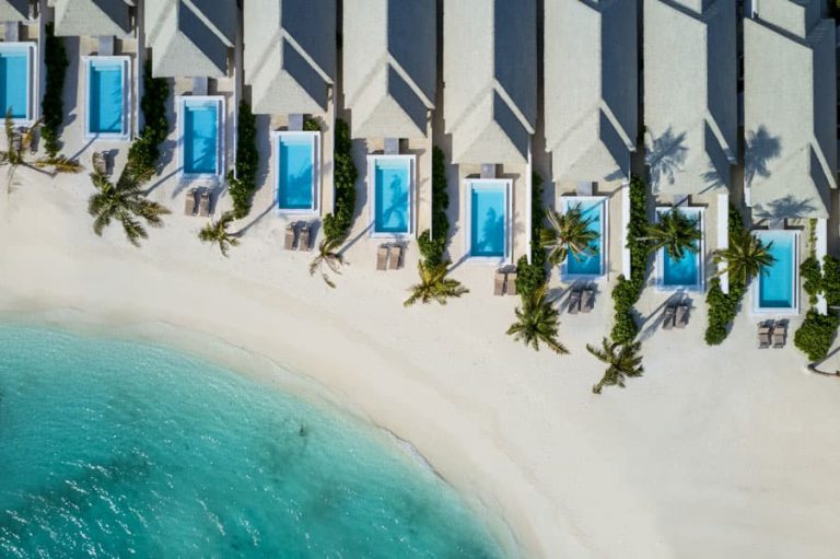 olhuveli-grand-beach-villa-with-pool-03