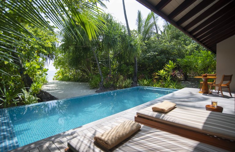 Deluxe Beach Pool Villa Exterior - Patio