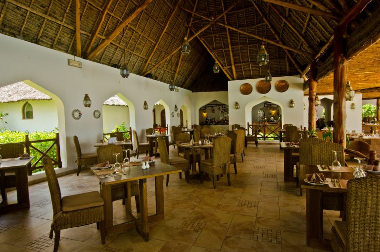 Sultan Sands Mwambao restaurant1