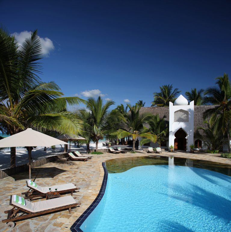 Sultan sands pool view