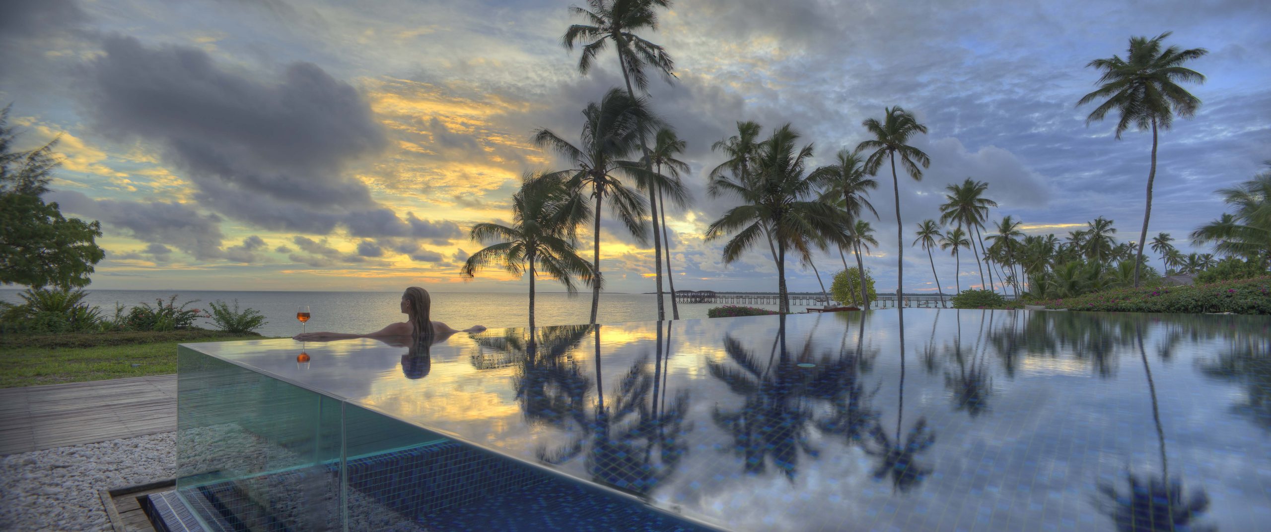 TRZ Main Swimming Pool enjoy the sunset