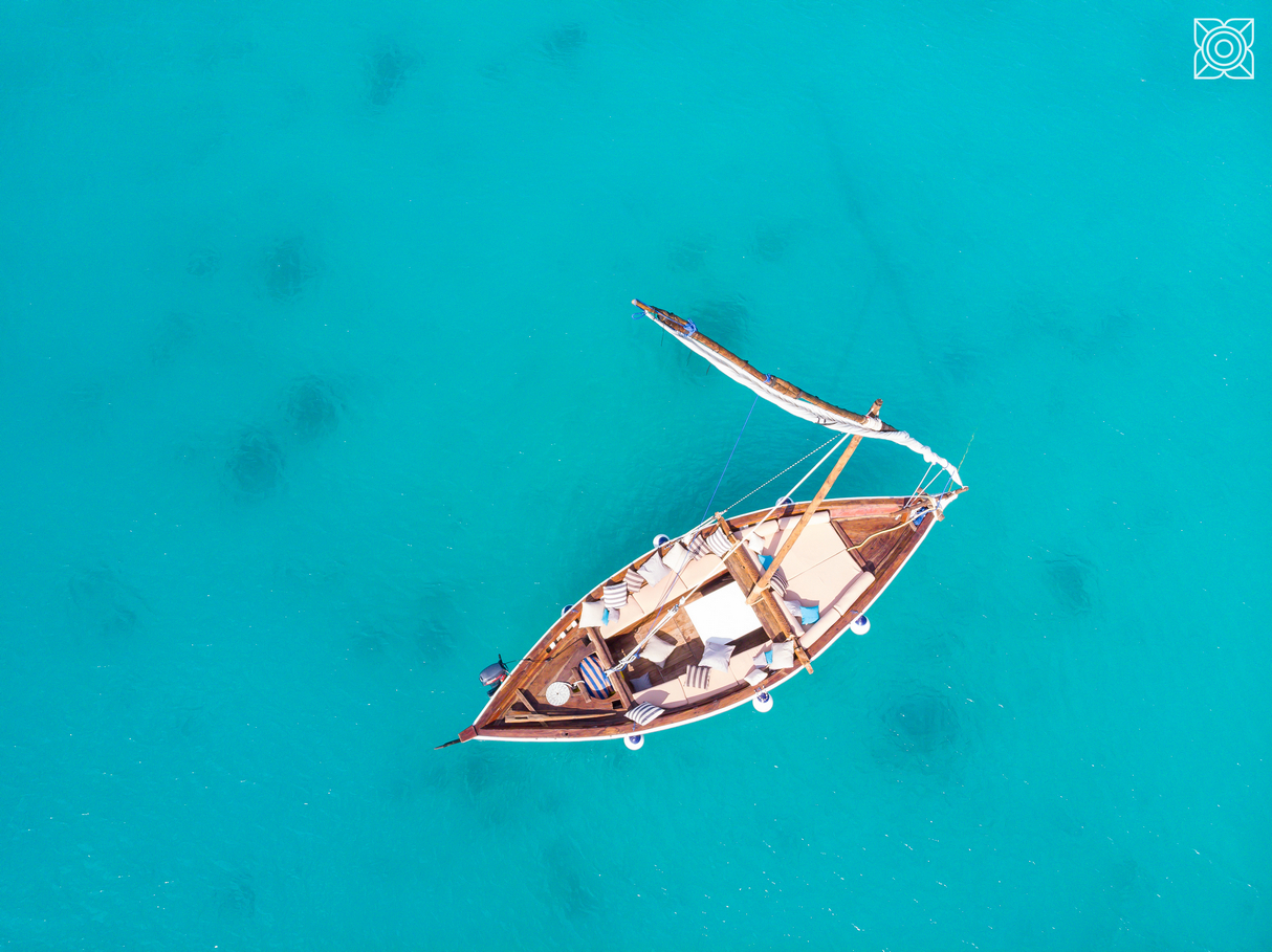 ZURI_Beach_Sail_boat