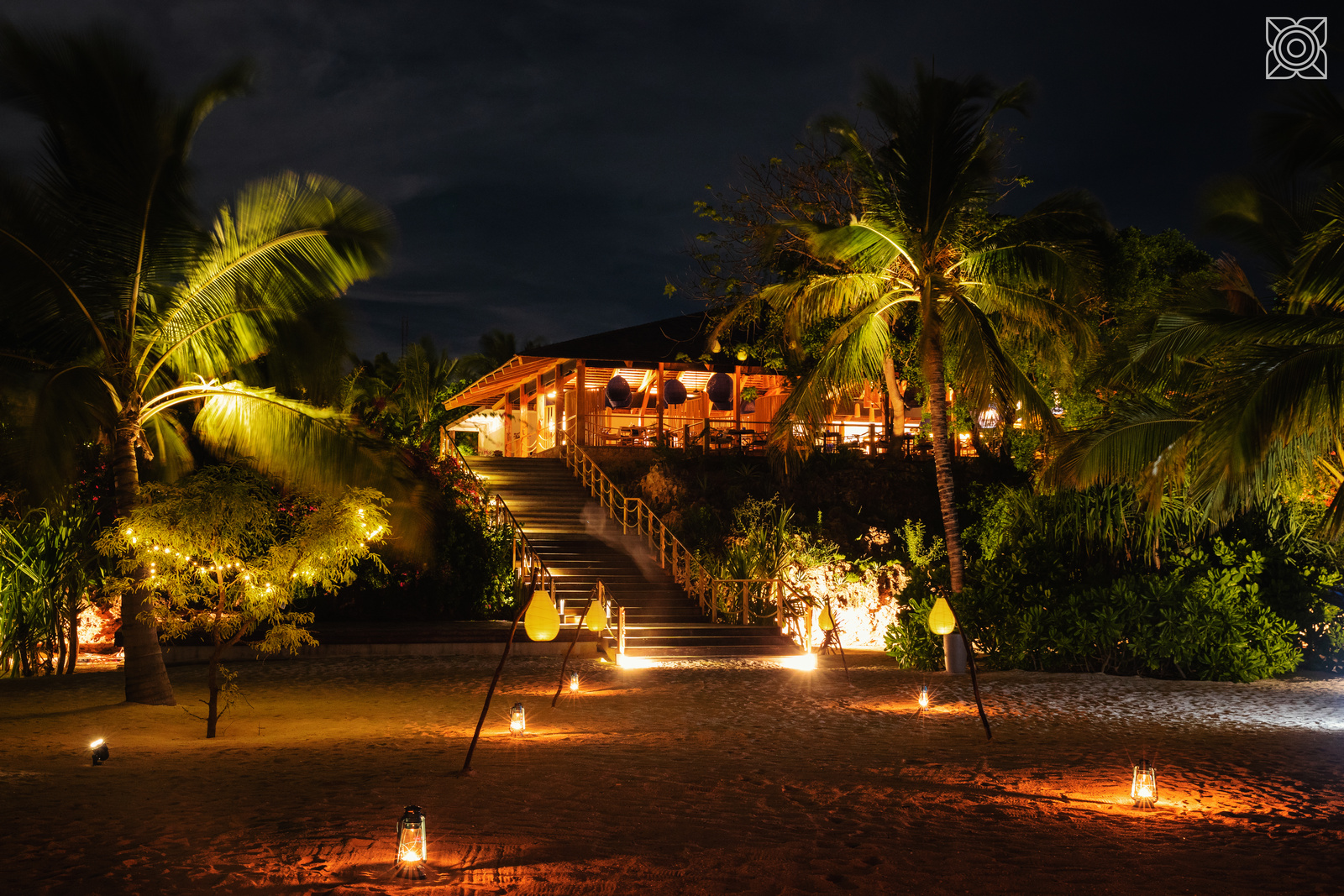 ZURI_Beach_staircase