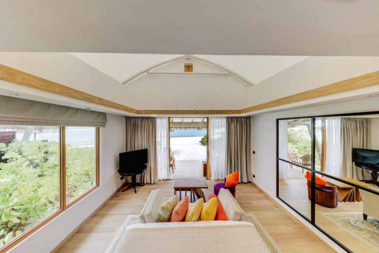 Hakura Hura Cinnamon_Platinum Beach Bungalow(1)