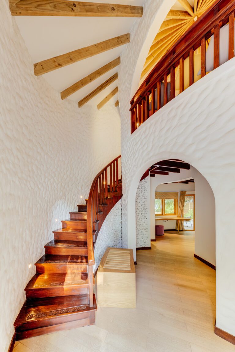 Beach Suite with pool (stairs to bedroom)