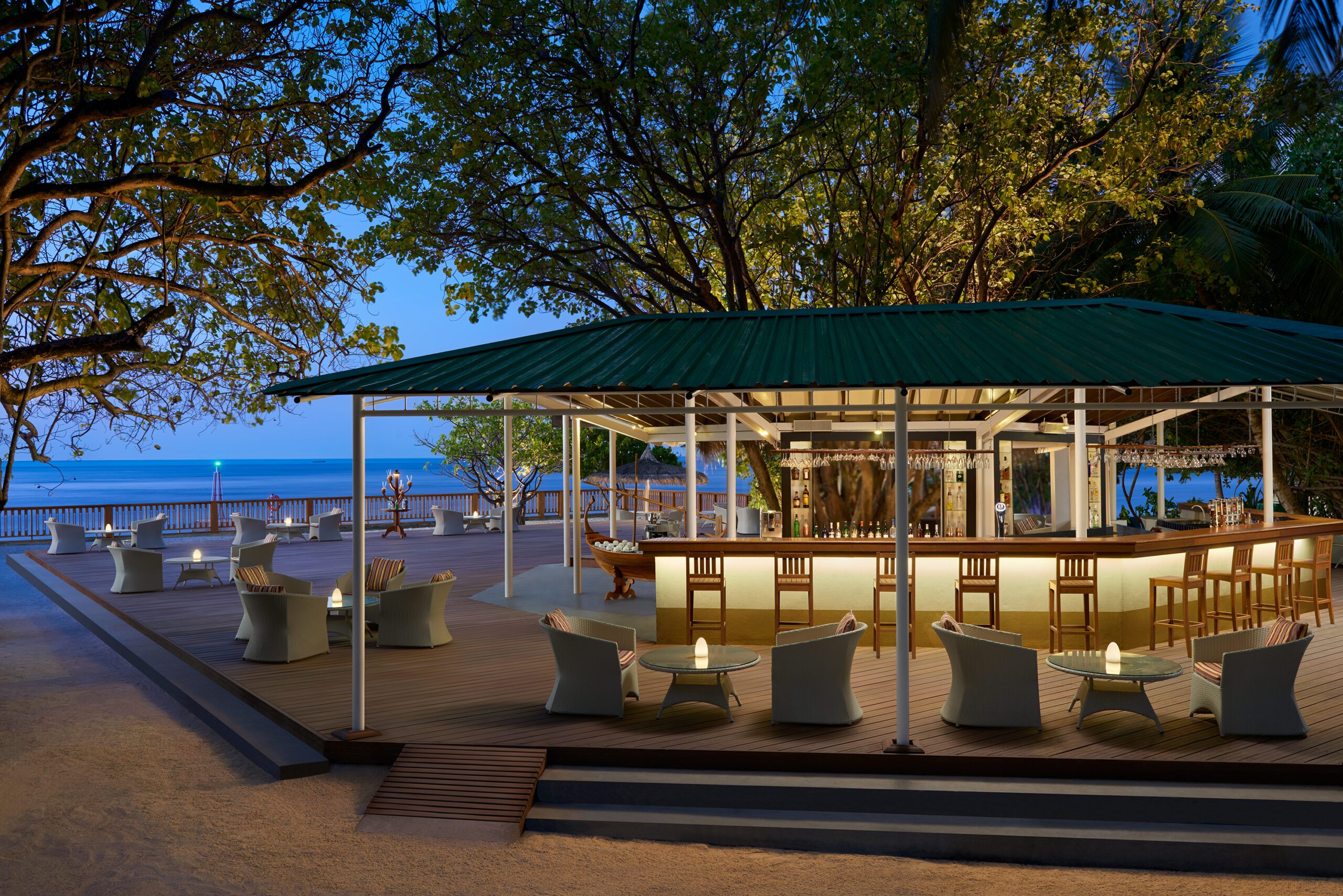 Elaidhoo Maldives by Cinnamon Iroushenee Bar