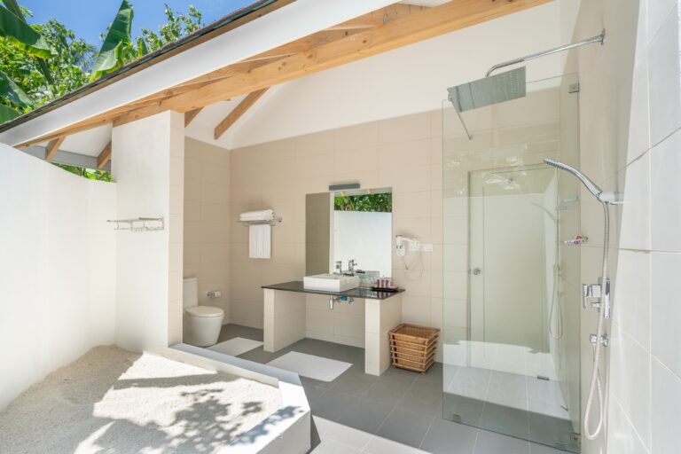 Ellaidhoo Maldives Cinnamon_Standard Room(1)