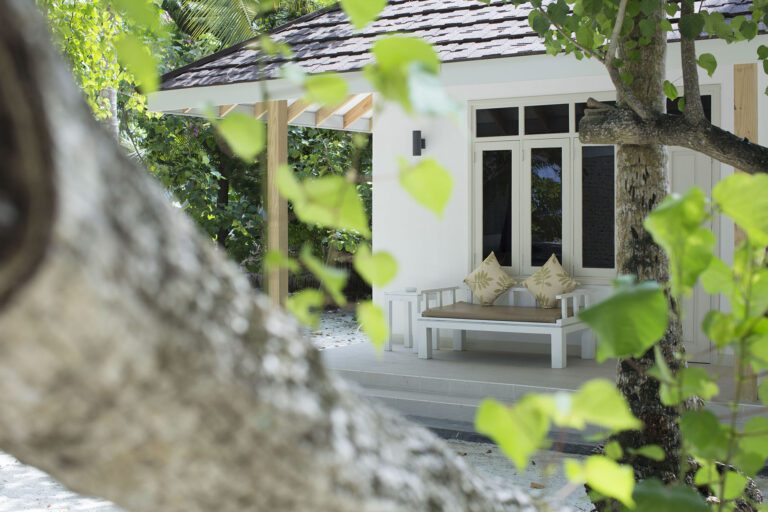 Ellaidhoo Maldives Cinnamon_Standard Room(3)