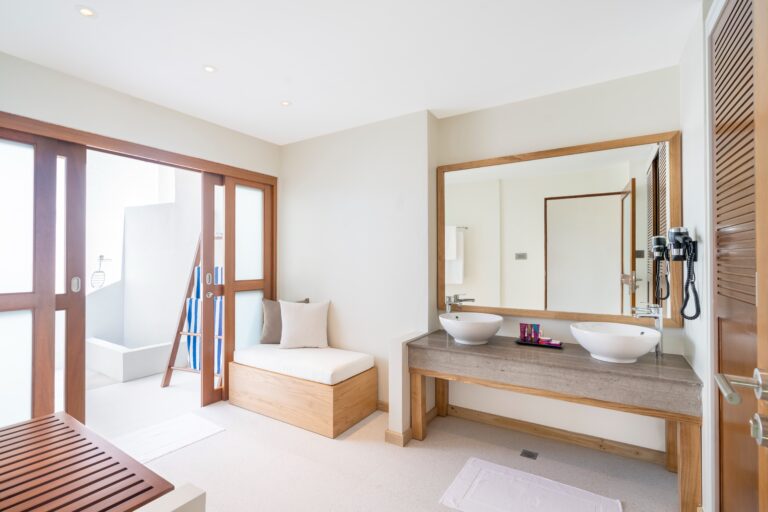 Ellaidhoo Maldives Cinnamon_Water Bungalow