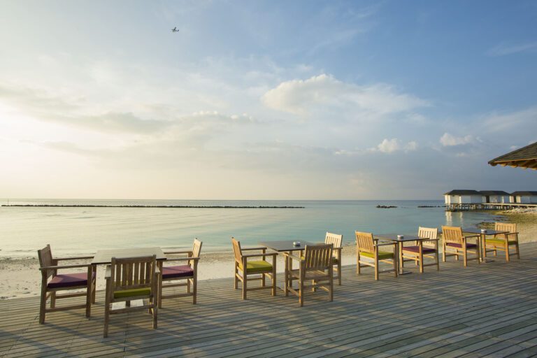 Rehendhi Restaurant Deck View 02