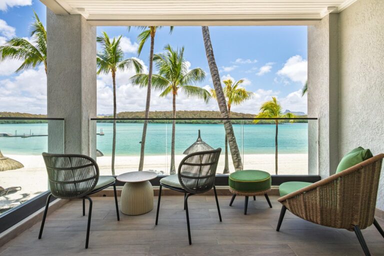 Bay view room-medium