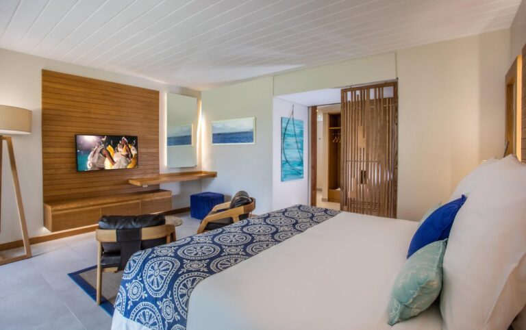 Beachcomber Paradis Hires 0330-medium