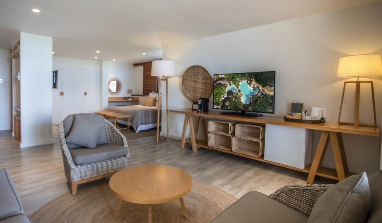 Canonnier Resort Hires 0420A-medium