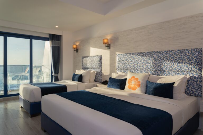 Deluxe Family Room Seaview with Balcony1