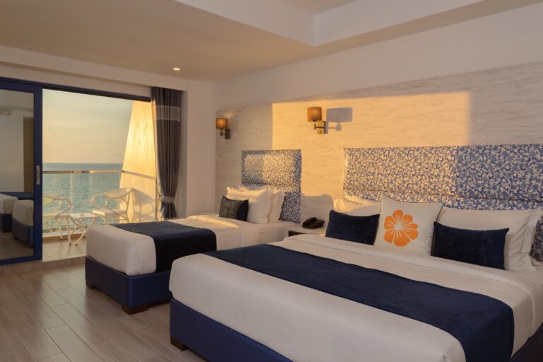Deluxe Family Room Seaview with Balcony3