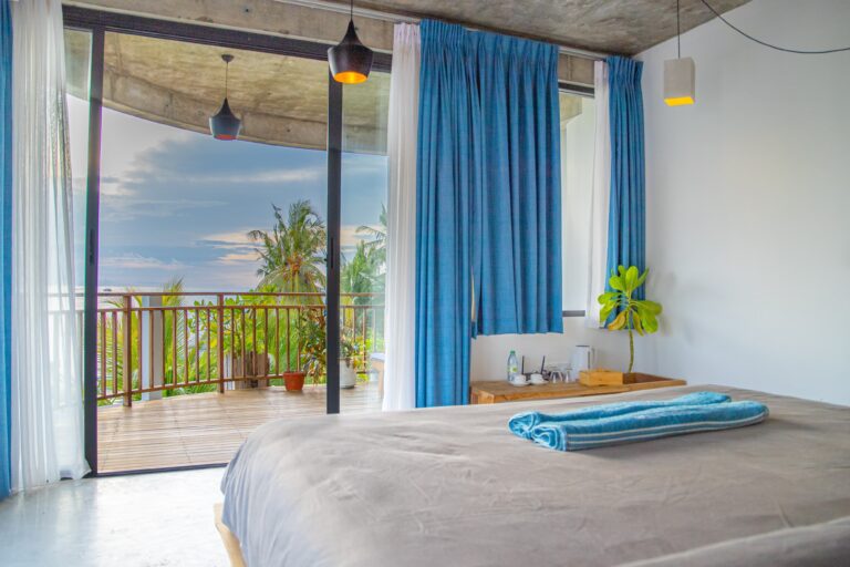 SEAVIEW BALCONY ROOM (6)