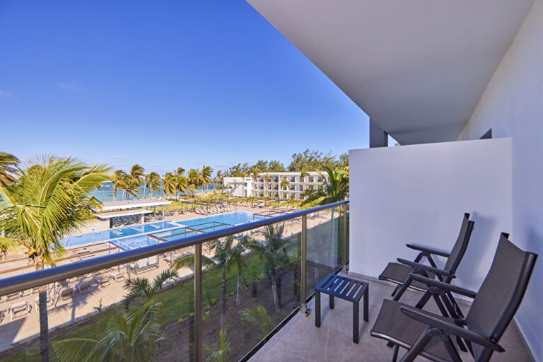 Junior suite sea view_twin