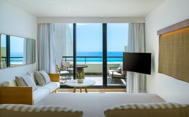 junior-suite-paradise-cancun-2