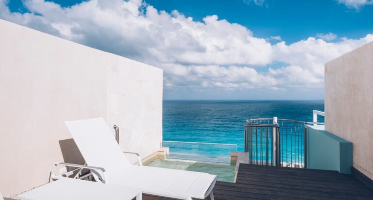 junior-suite-rooftop-1