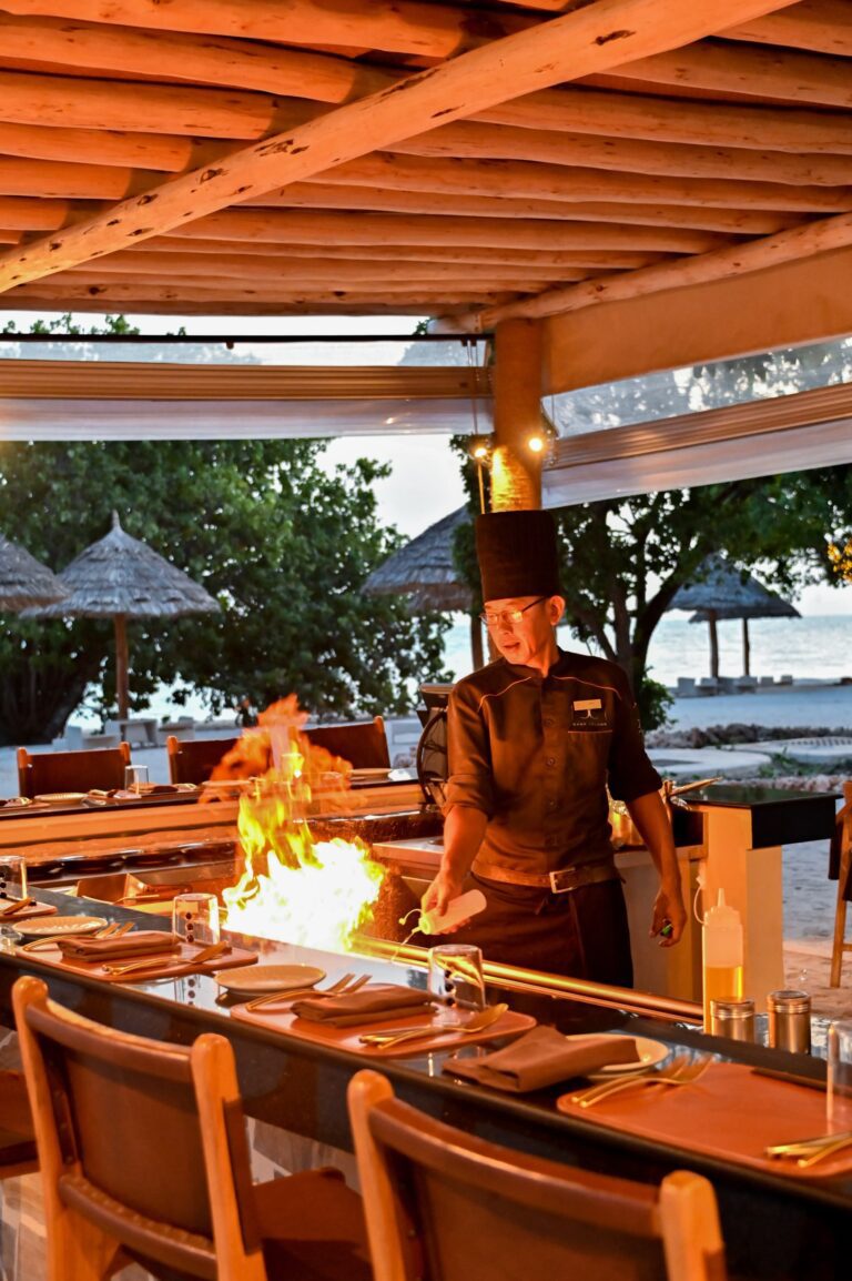 Bawe Island _ Rising Sun(1)