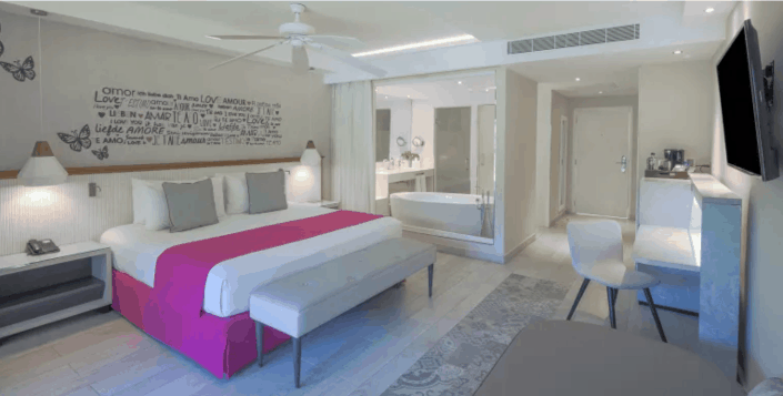 Romance Deluxe Room2