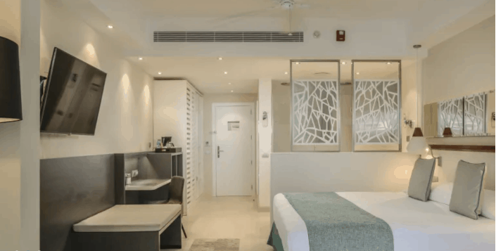 Superior Junior Suite Room2