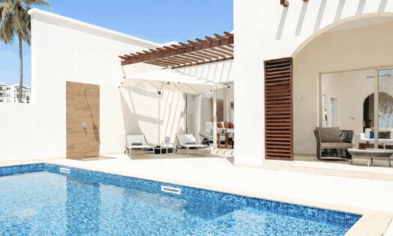 one bedroom with private pool3